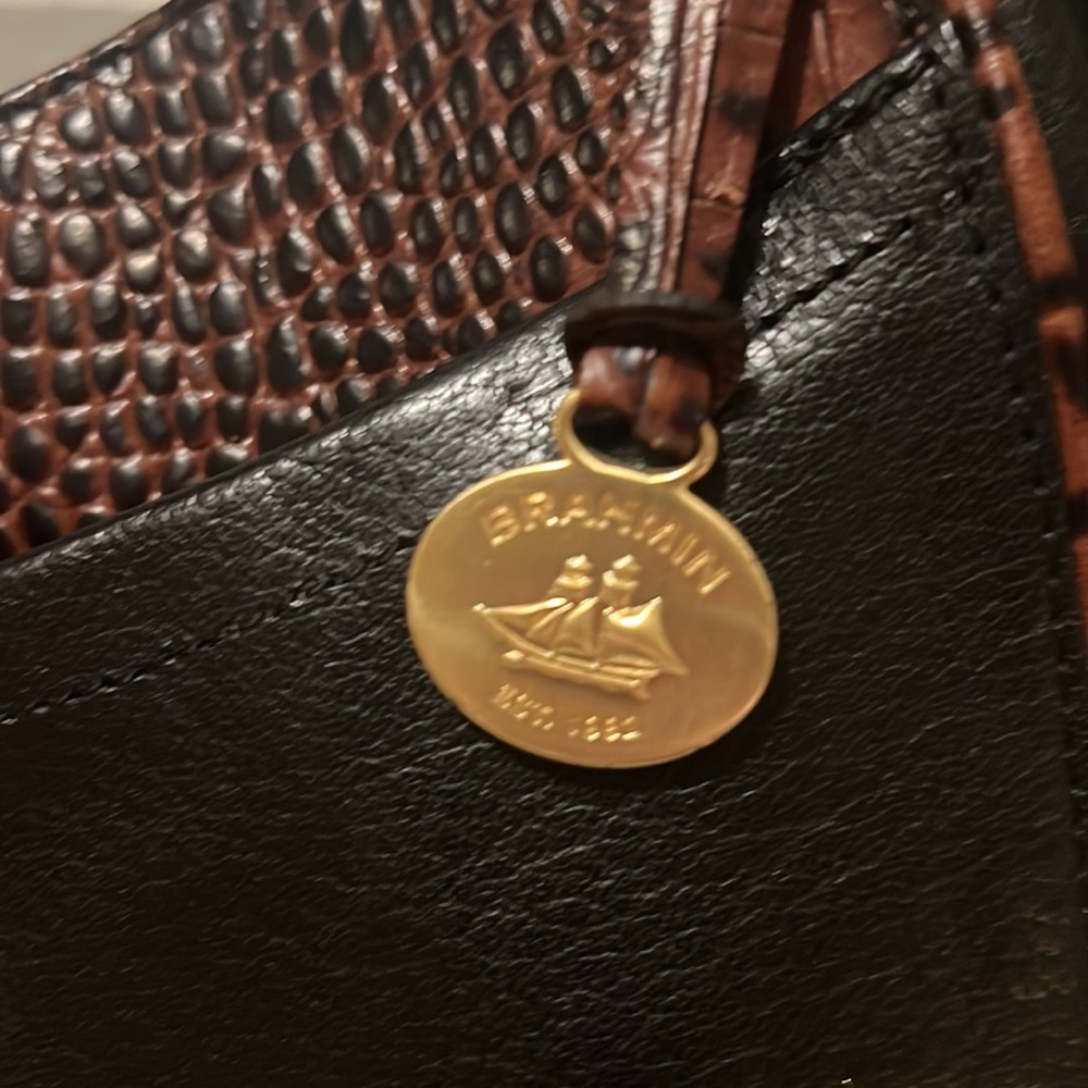 Brahmin purse - Picture 12 of 16